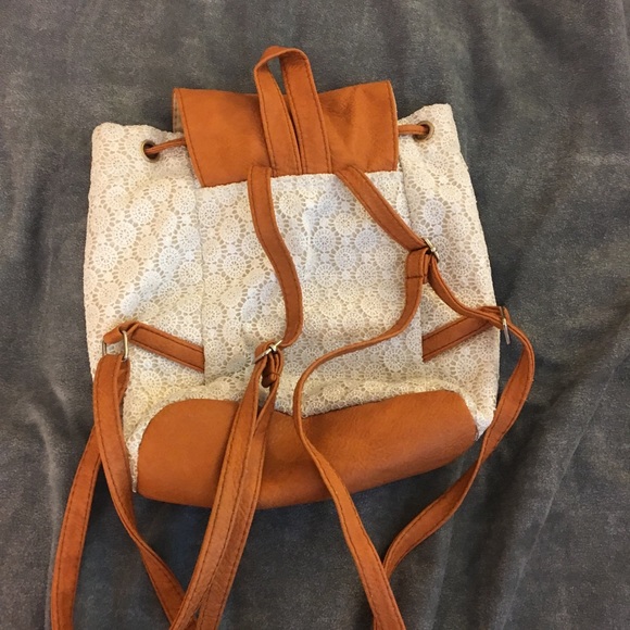 Small backpack - Picture 2 of 2